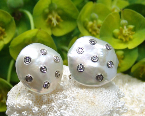 Freshwater Coin Pearl Earring