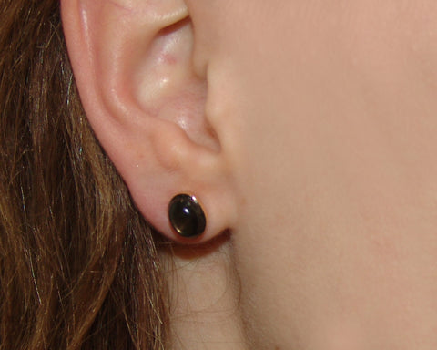 Black Star Saphire Studs