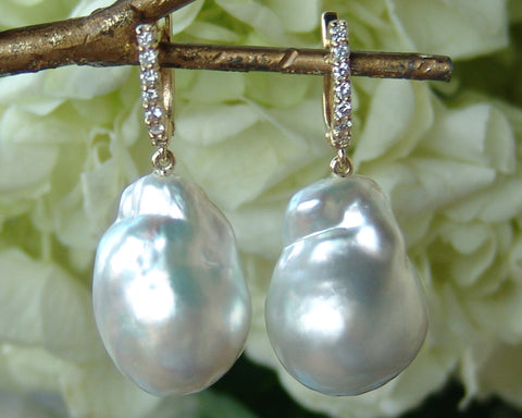 South Sea Pearl Earring