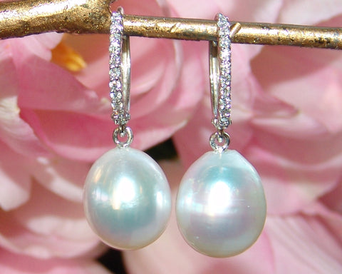 South Sea Pearl Earring