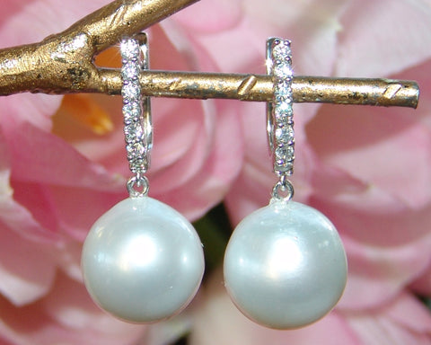 South Sea Pearl Earring