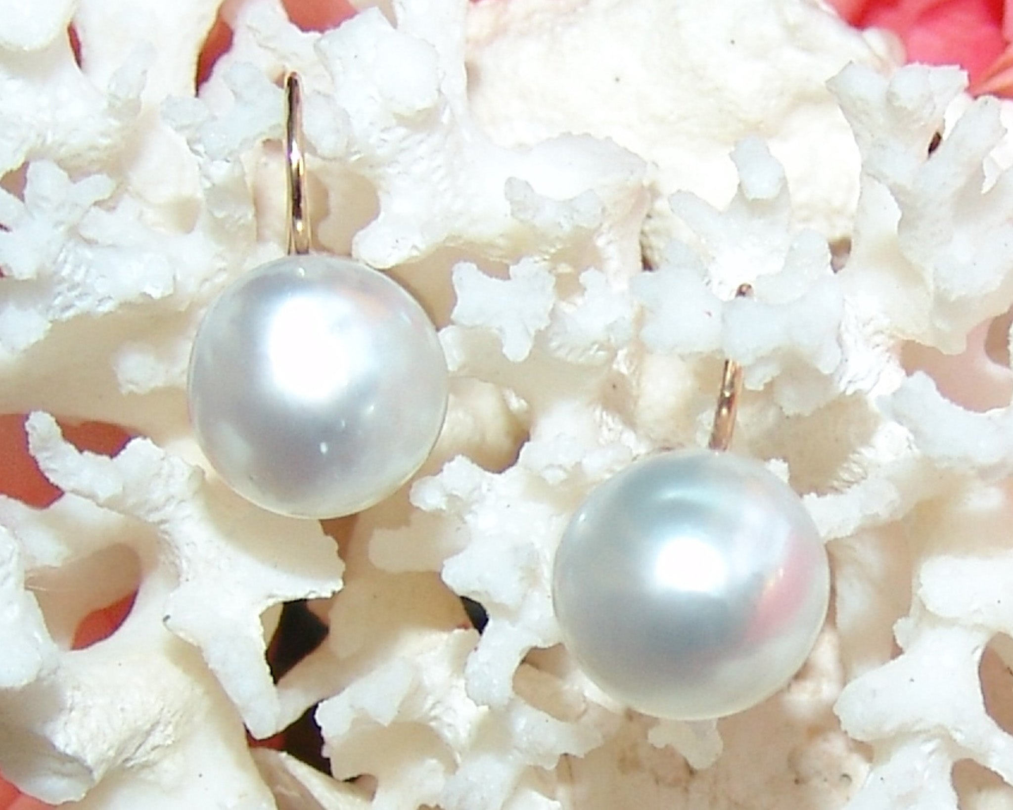 Button White Baroque Pearl
